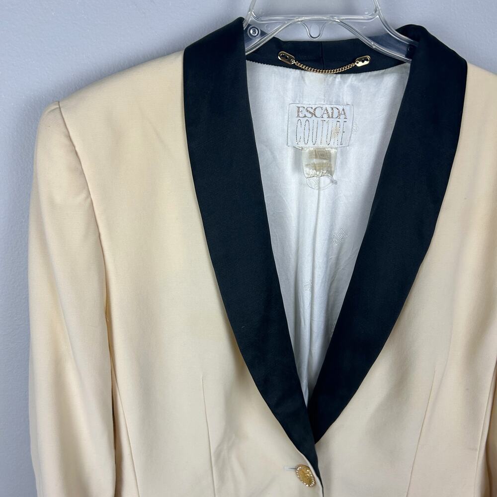 Escada Vintage 90s Cream Wool Black Lapel Structured Blazer L - Picture 4 of 7